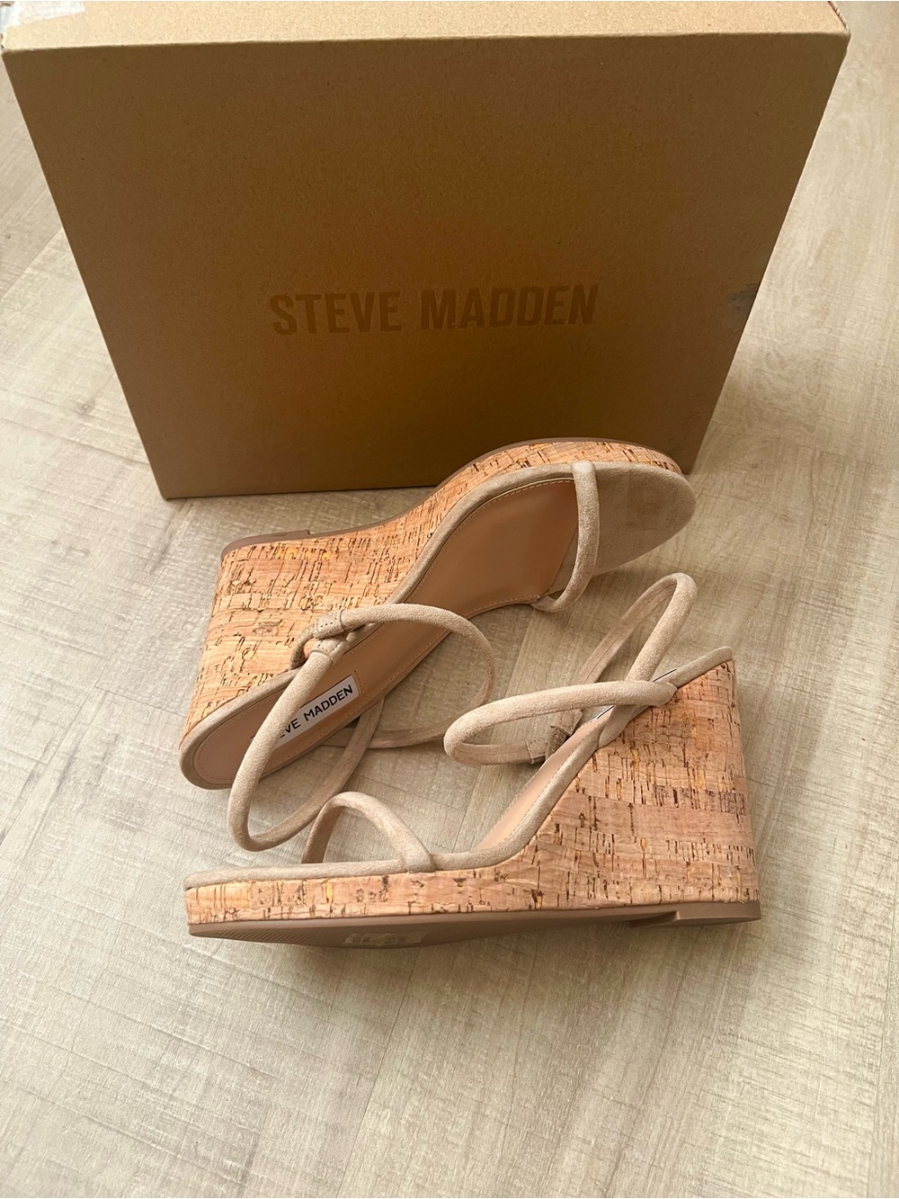 NWT Steve Madden Women's Beige Cork Wedge Sandals